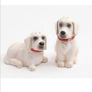 The pioneer woman Duke and Lacy pepper shakers set